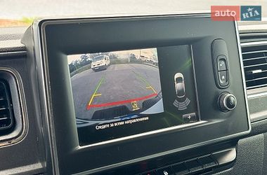 Вантажний фургон Renault Master 2021 в Рівному