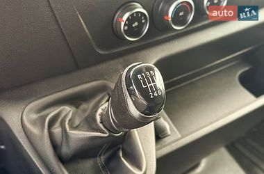 Вантажний фургон Renault Master 2021 в Рівному