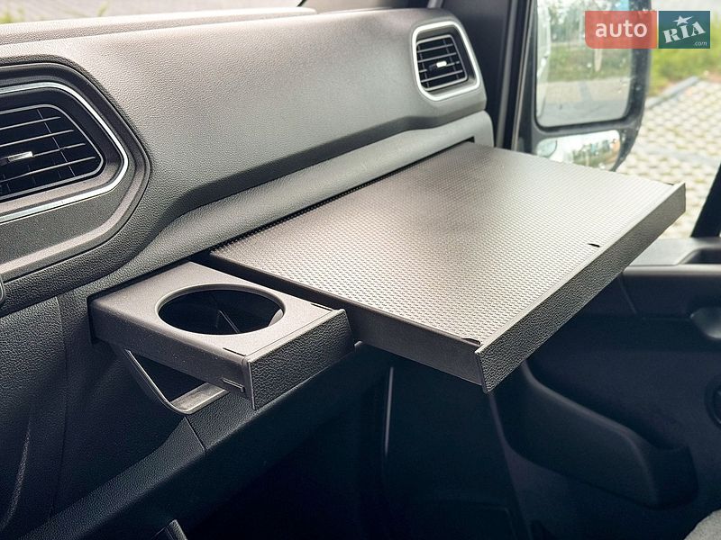 Вантажний фургон Renault Master 2021 в Рівному