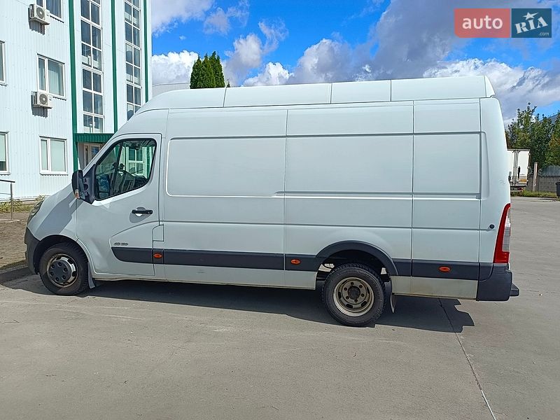 Вантажний фургон Renault Master 2015 в Броварах