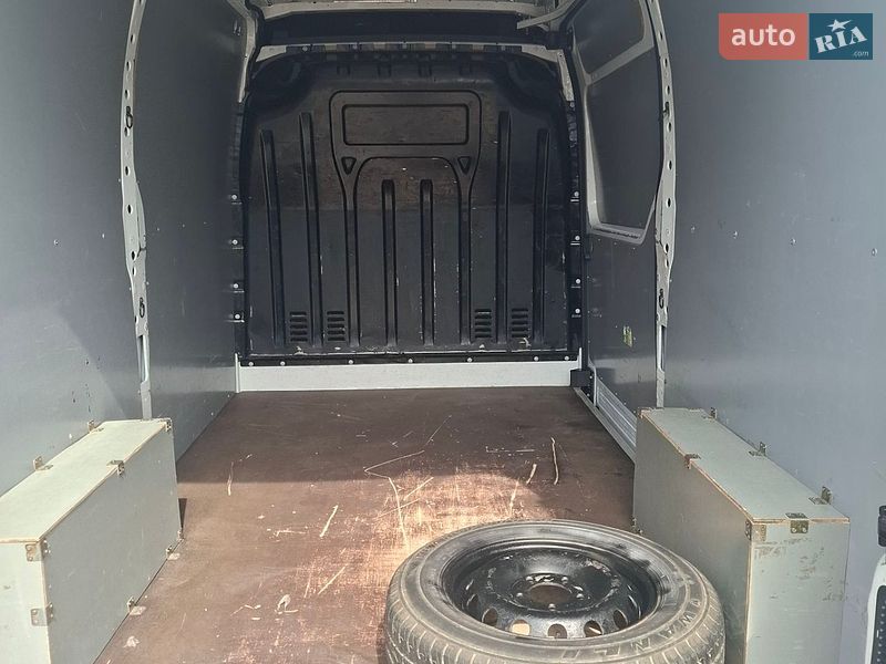 Вантажний фургон Renault Master 2015 в Житомирі фото 10 Вантажний фургон Renault Master 2015 в Житомирі
