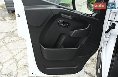Вантажний фургон Renault Master 2021 в Бердичеві