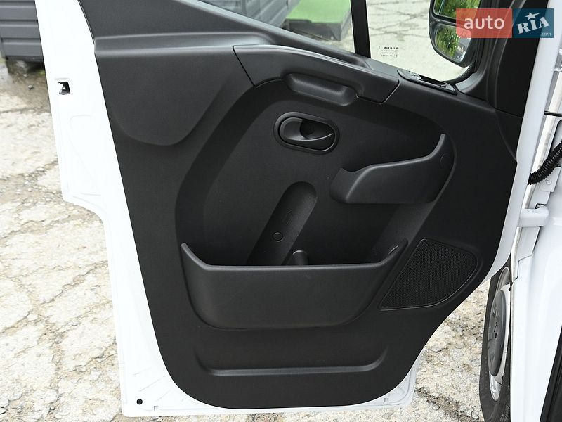 Вантажний фургон Renault Master 2021 в Бердичеві