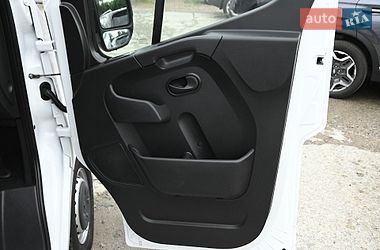 Вантажний фургон Renault Master 2021 в Бердичеві