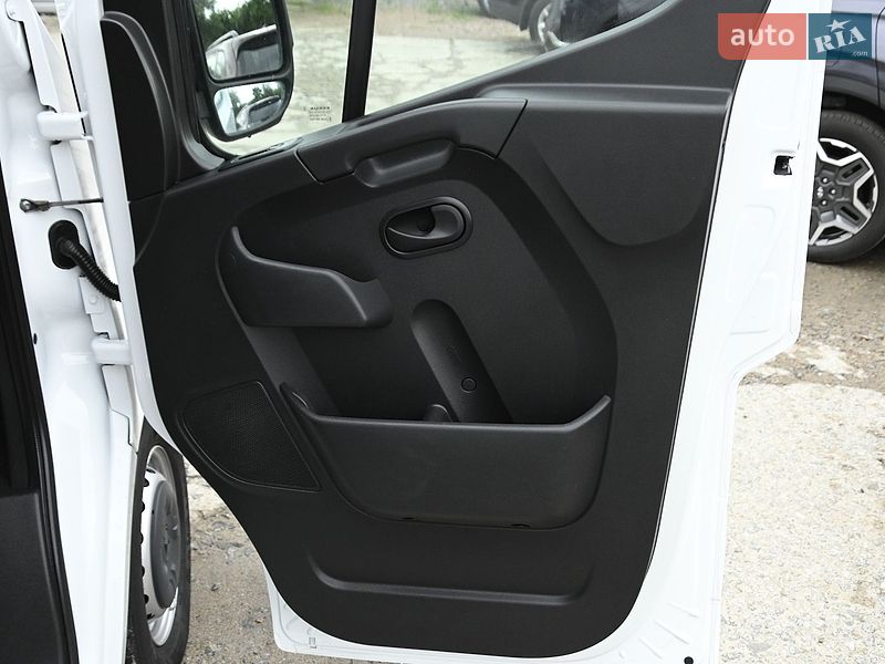 Вантажний фургон Renault Master 2021 в Бердичеві