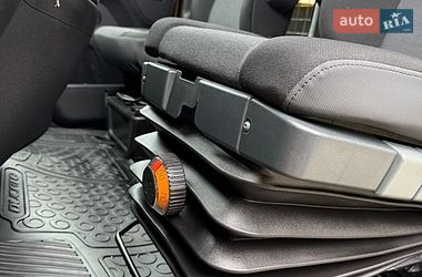 Вантажний фургон Renault Master 2019 в Тернополі