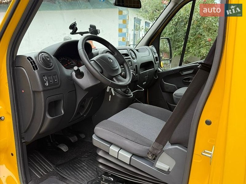 Вантажний фургон Renault Master 2019 в Тернополі