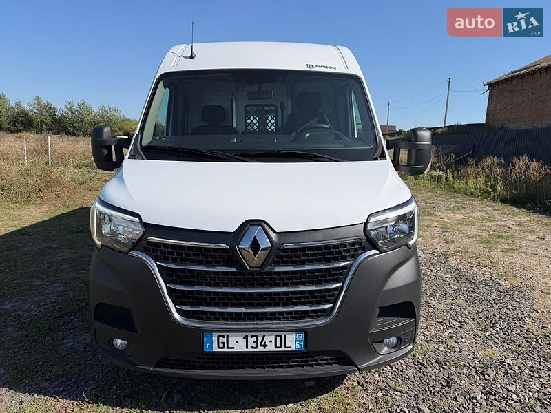 Грузовой фургон Renault Master 2022 в Луцке