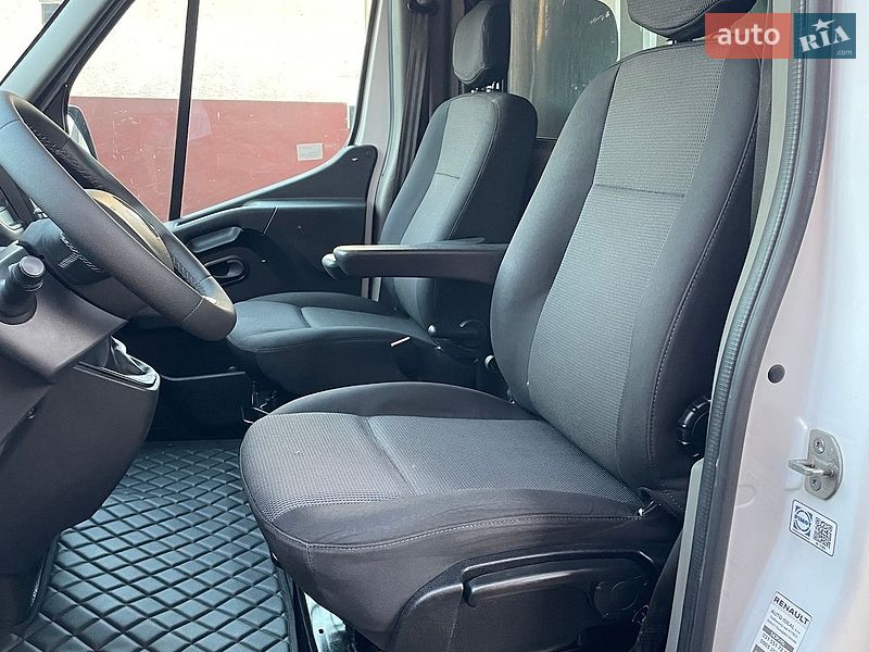 Вантажний фургон Renault Master 2021 в Ковелі