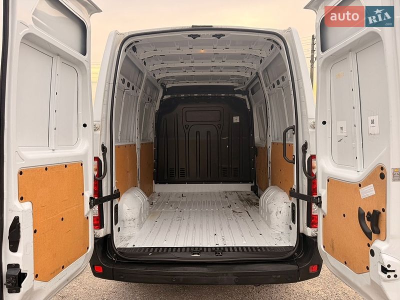 Грузовой фургон Renault Master 2021 в Киеве