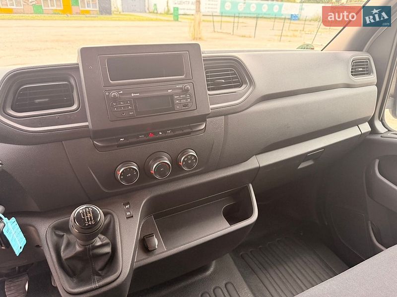 Грузовой фургон Renault Master 2021 в Киеве