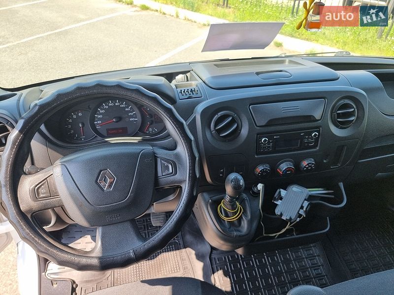 Тентованый Renault Master 2018 в Киеве
