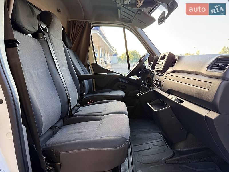 Тентованый Renault Master 2021 в Киеве