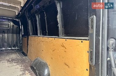 Грузовой фургон Renault Master 2016 в Черновцах