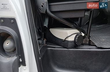 Інші вантажівки Renault Master 2008 в Мостиській