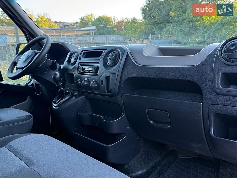 Грузовой фургон Renault Master 2017 в Желтых Водах