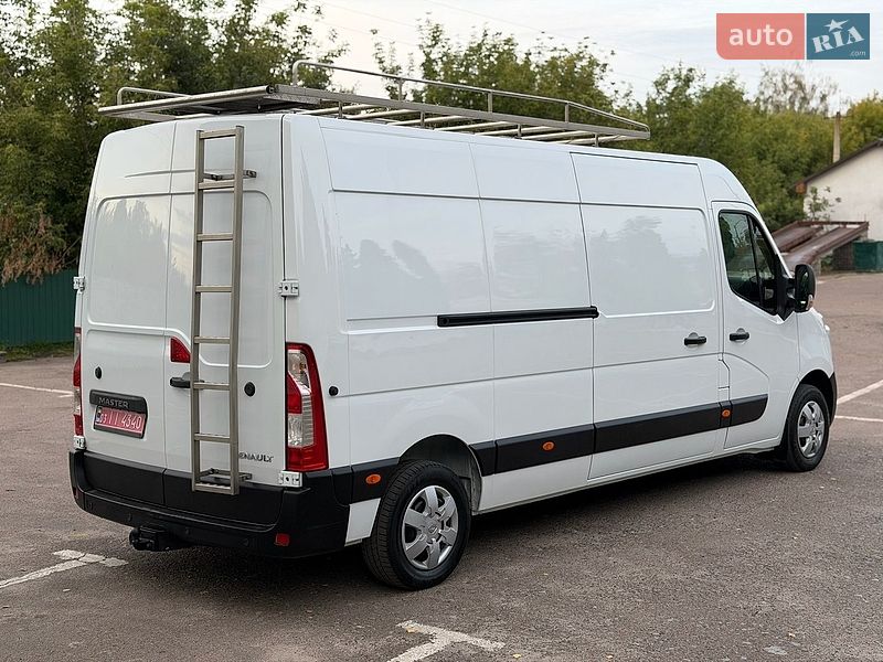 Вантажний фургон Renault Master 2017 в Дубні