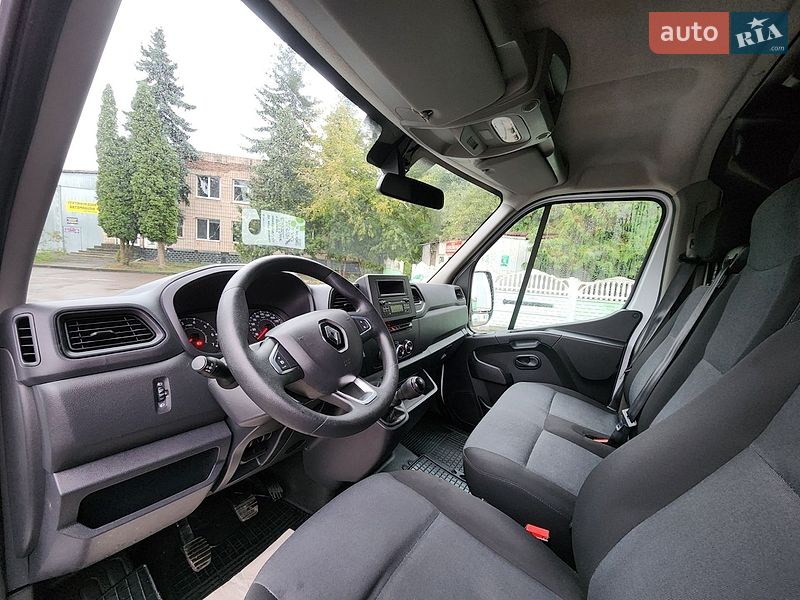 Грузовой фургон Renault Master 2022 в Дубно