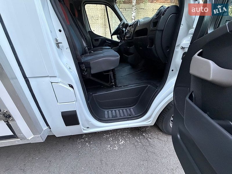 Рефрижератор Renault Master 2016 в Рівному