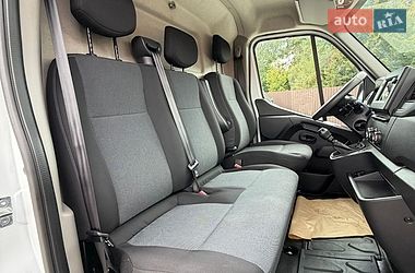 Грузовой фургон Renault Master 2023 в Дубно