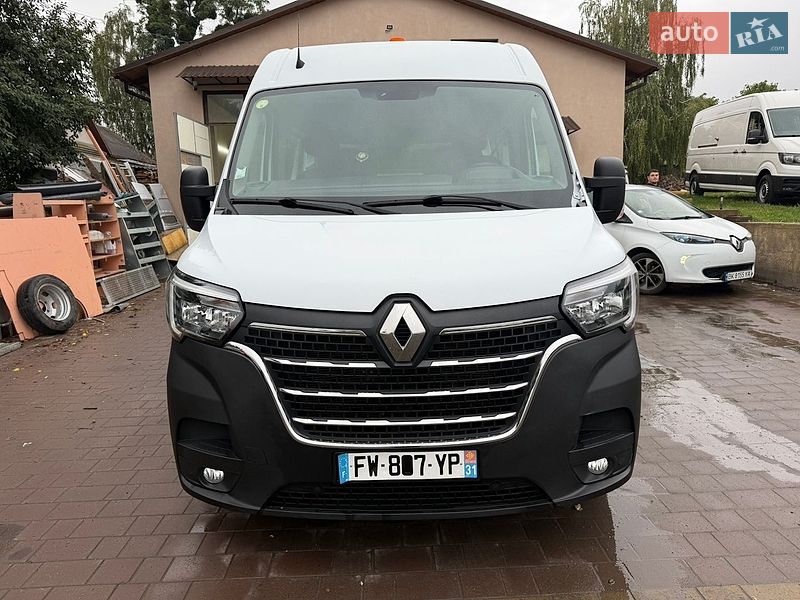 Грузопассажирский фургон Renault Master 2021 в Дубно