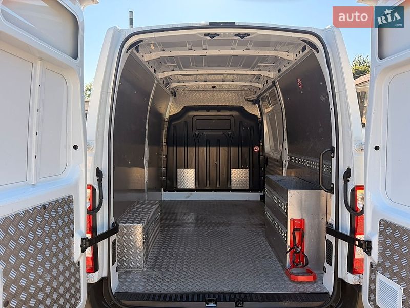 Грузовой фургон Renault Master 2021 в Киеве