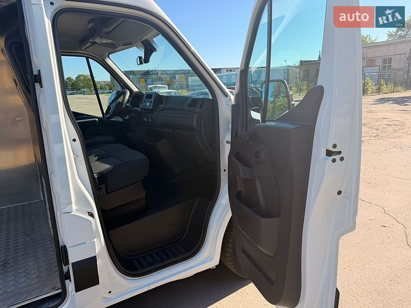 Грузовой фургон Renault Master 2021 в Киеве