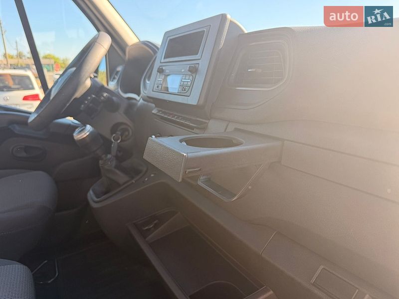 Грузовой фургон Renault Master 2021 в Киеве