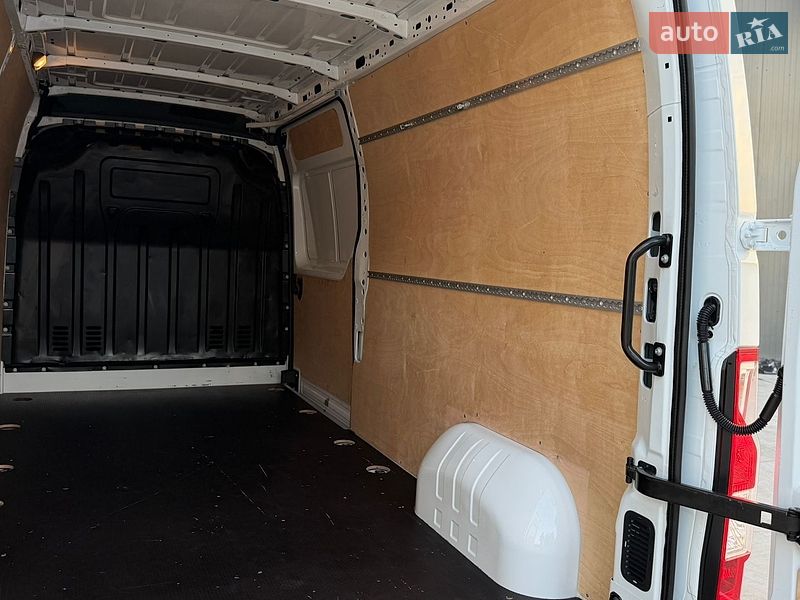 Вантажний фургон Renault Master 2024 в Дубні
