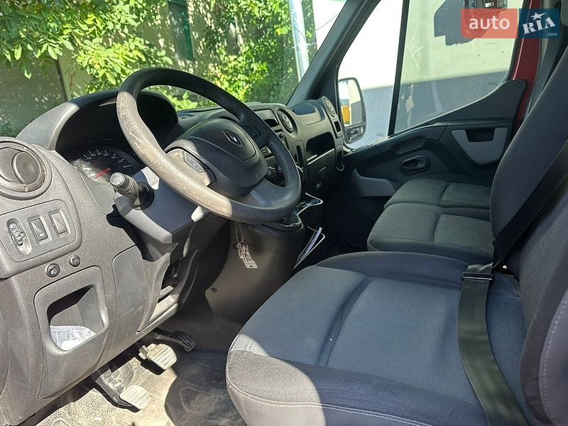 Тентованый Renault Master 2017 в Кобеляках