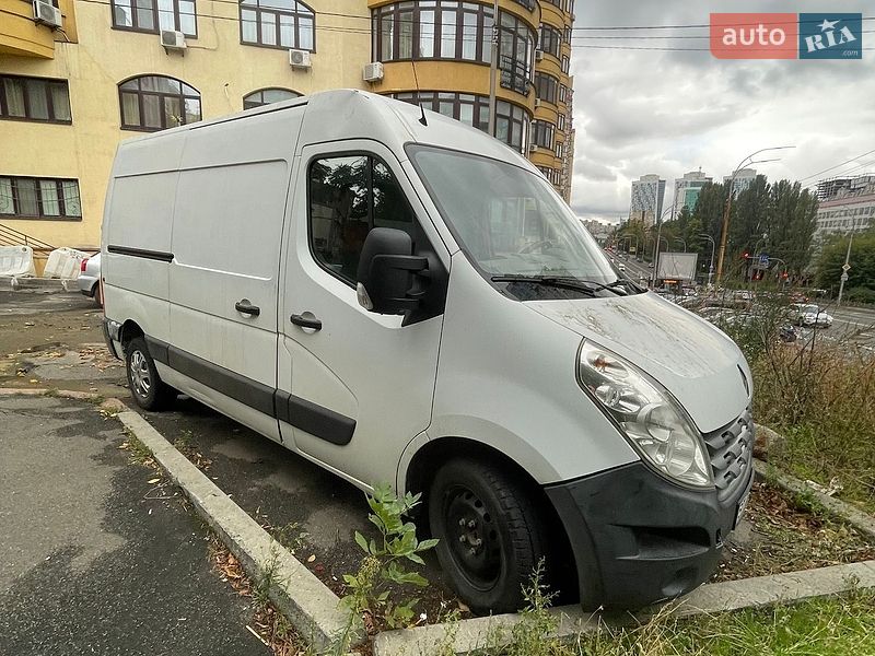 Грузопассажирский фургон Renault Master 2012 в Киеве