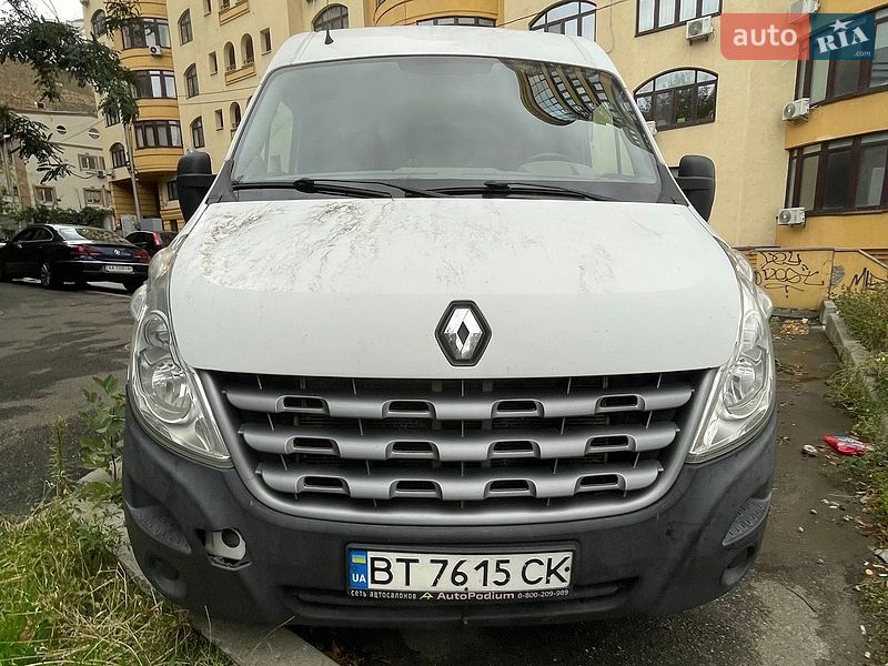 Грузопассажирский фургон Renault Master 2012 в Киеве