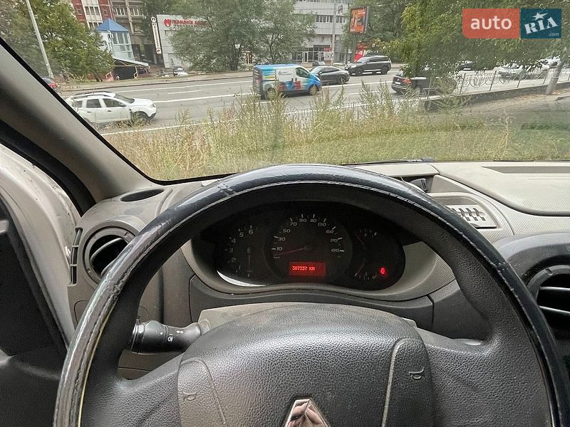 Грузопассажирский фургон Renault Master 2012 в Киеве