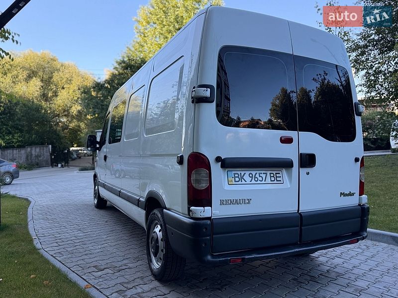 Вантажопасажирський фургон Renault Master 2005 в Хмельницькому