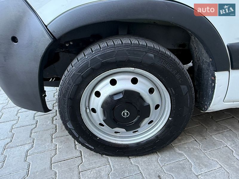 Вантажопасажирський фургон Renault Master 2005 в Хмельницькому