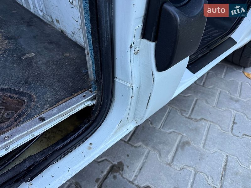 Вантажопасажирський фургон Renault Master 2005 в Хмельницькому
