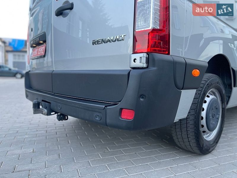Вантажний фургон Renault Master 2021 в Луцьку