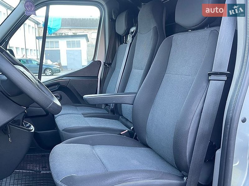 Вантажний фургон Renault Master 2021 в Луцьку