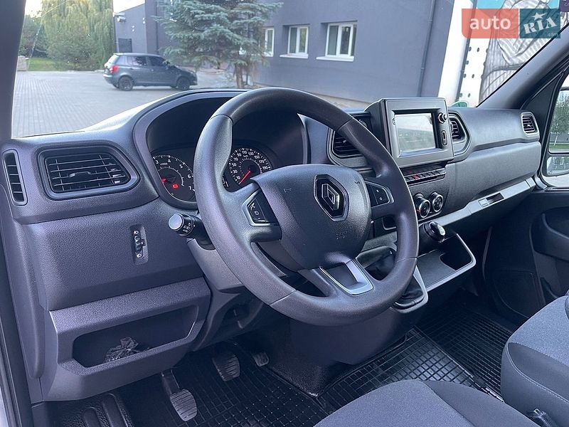 Вантажний фургон Renault Master 2021 в Луцьку