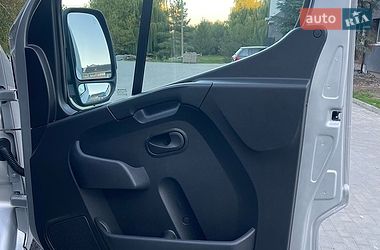 Вантажний фургон Renault Master 2021 в Луцьку