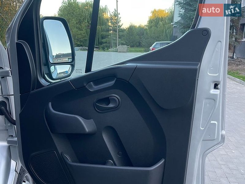 Вантажний фургон Renault Master 2021 в Луцьку