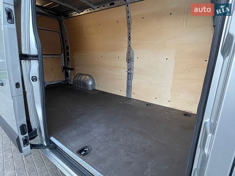 Вантажний фургон Renault Master 2021 в Луцьку