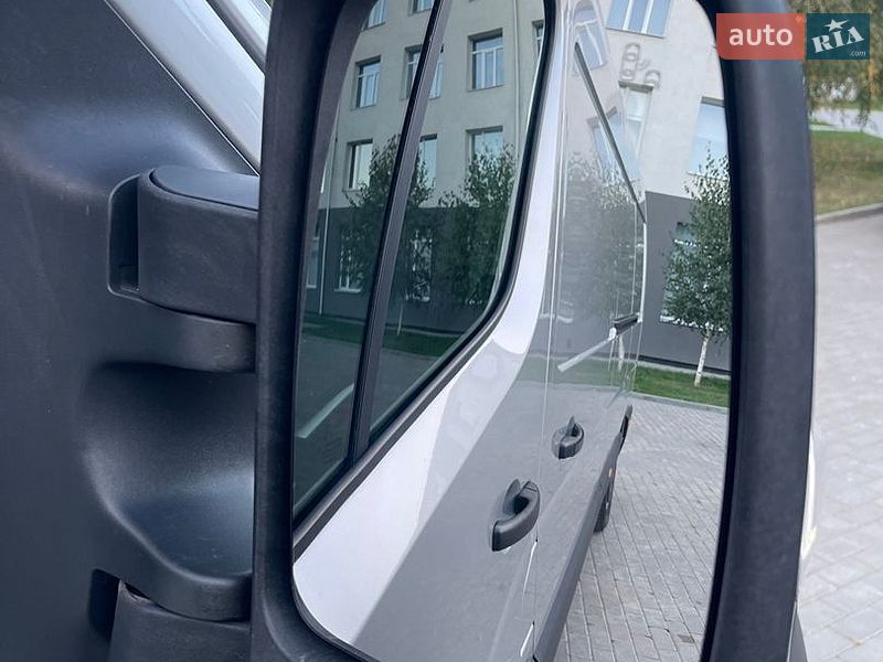 Вантажний фургон Renault Master 2021 в Луцьку
