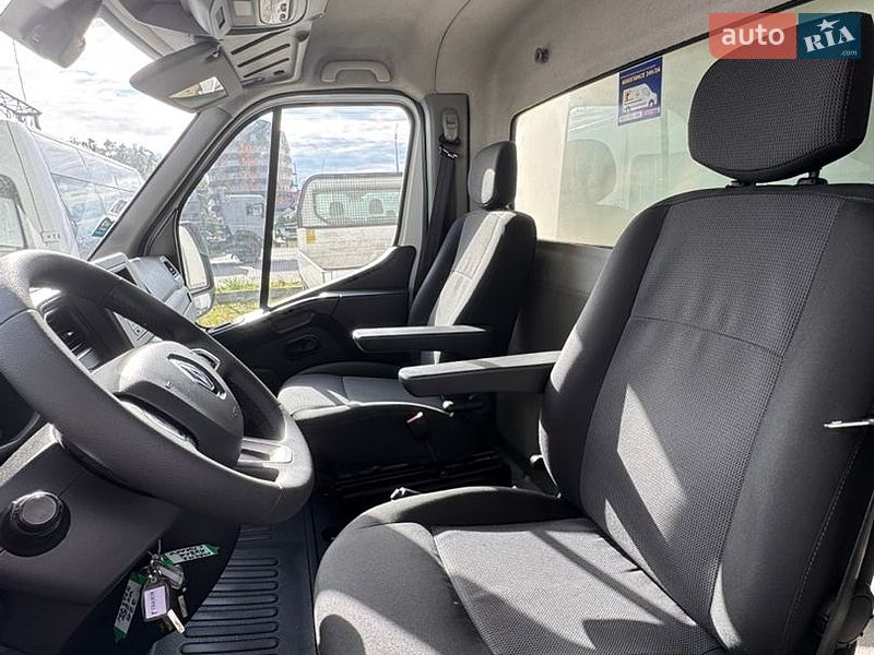 Вантажний фургон Renault Master 2020 в Києві