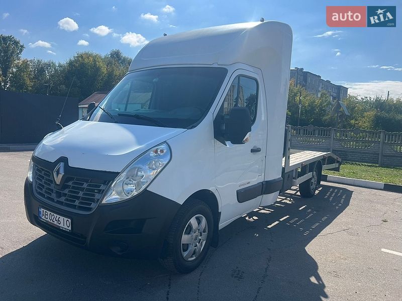Евакуатор Renault Master 2014 в Вінниці
