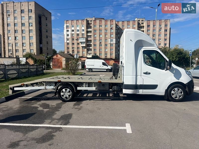 Эвакуатор Renault Master 2014 в Виннице