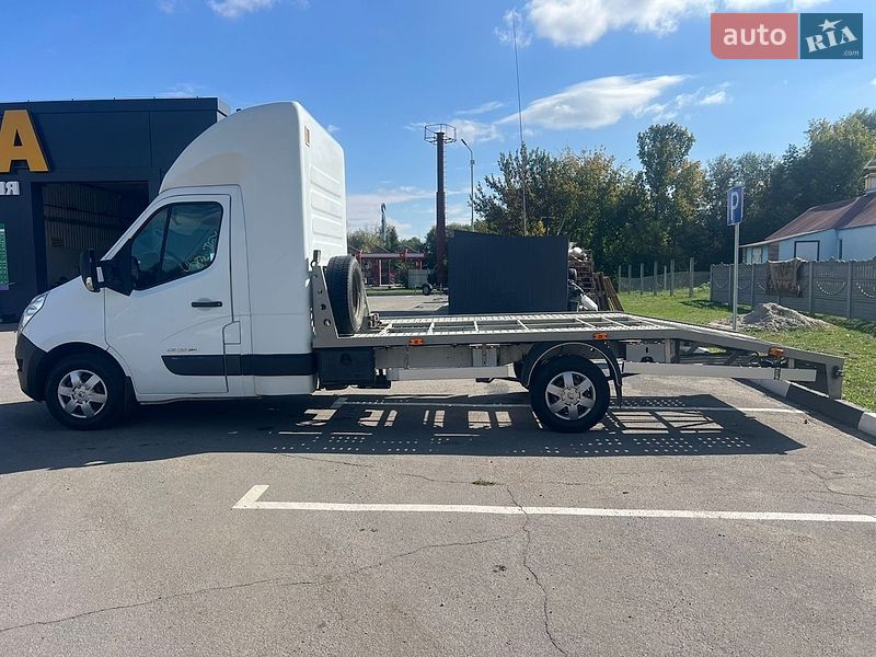 Евакуатор Renault Master 2014 в Вінниці