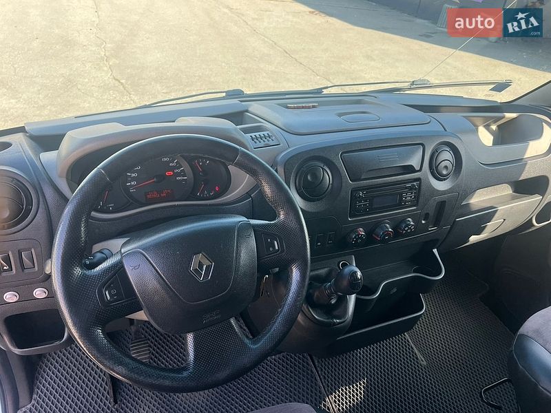 Эвакуатор Renault Master 2014 в Виннице