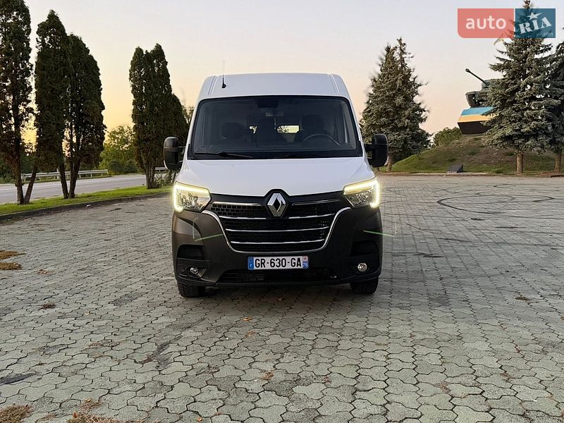 Микроавтобус грузовой (до 3,5т) Renault Master 2023 в Дубно