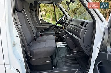 Микроавтобус грузовой (до 3,5т) Renault Master 2023 в Дубно